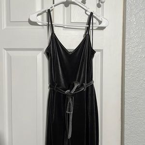 Seasonal Velvet Junpsuit